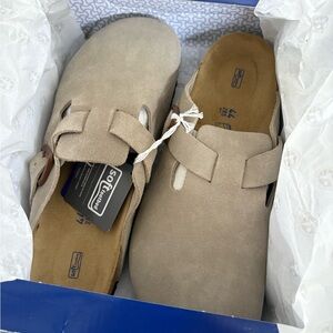 Birkenstock Boston Suede Clogs in Beige
